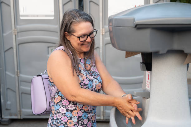 Porta potty rental for festivals in Altamont, OR